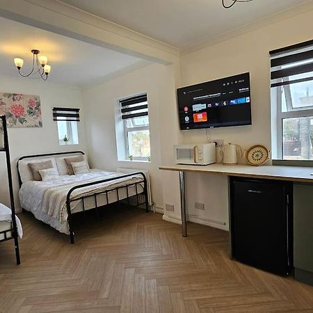 Newly Renovated Studios & Ensuite Rooms! - Camberwell Λονδίνο Εξωτερικό φωτογραφία